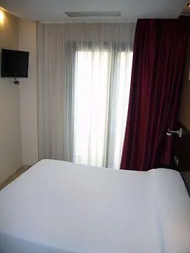 Numa Brio 4*