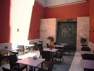 Numa Brio Aparthotel