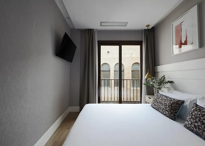 Apart-hotel Numa Brio 4*