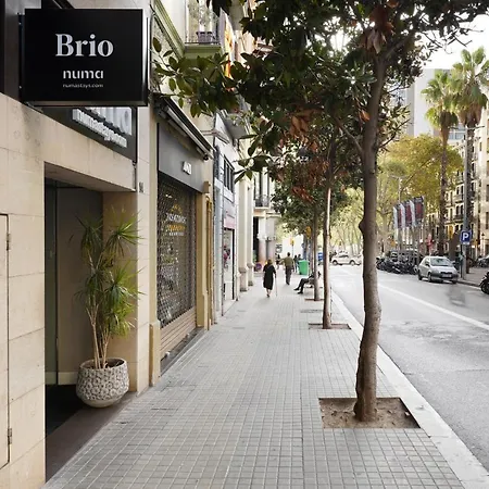 Numa Brio Apartahotel