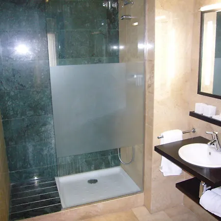 Numa Brio 4*